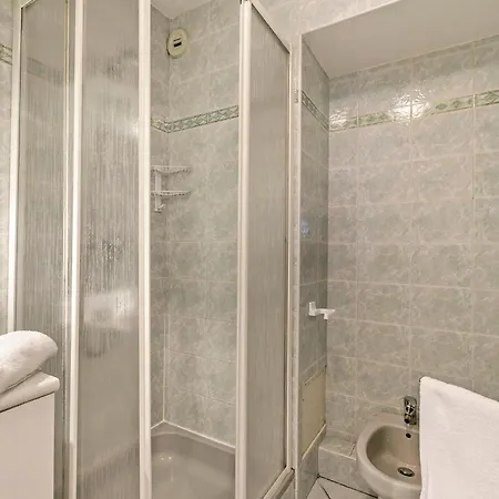 Lejlighed Open View In Center - Happy